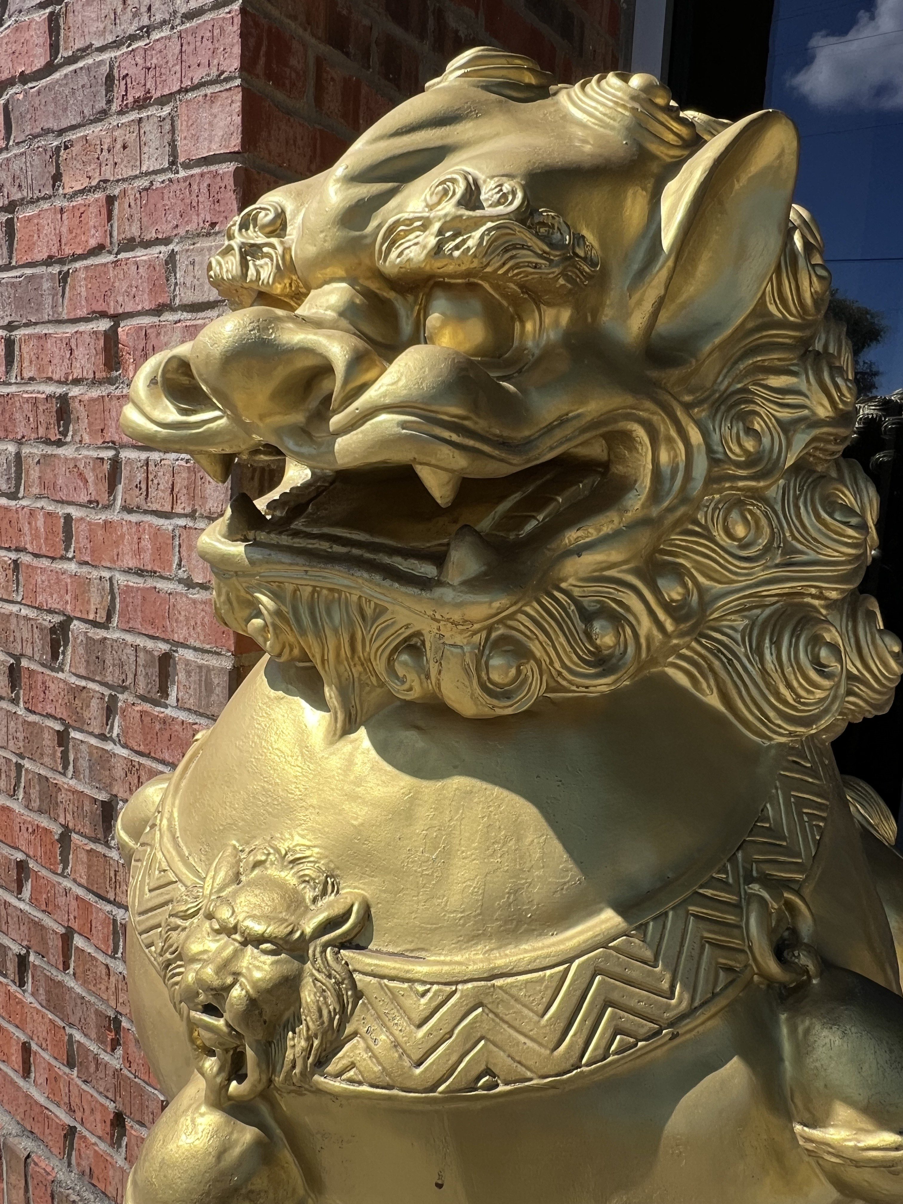 China Town Summerville Statues